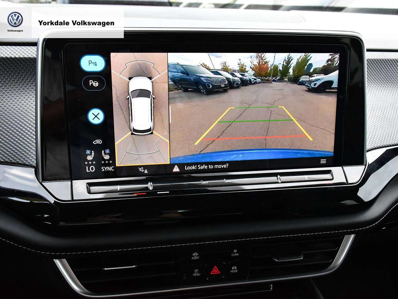 2024 Volkswagen Atlas EXECLINE Photo