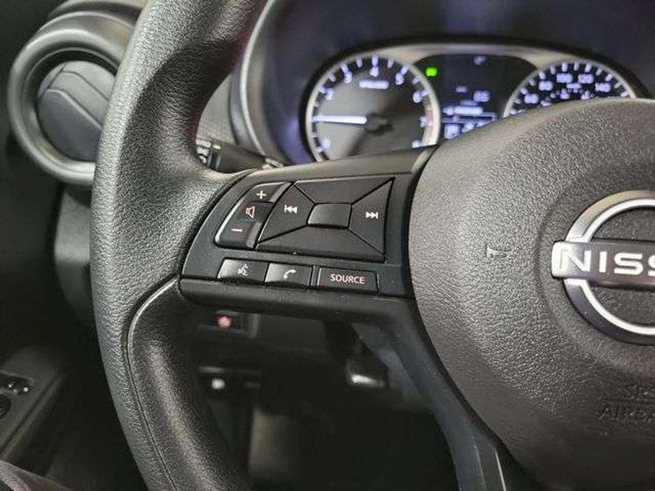 2024 Nissan Kicks S, Back Up Cam, Bluetooth! Photo