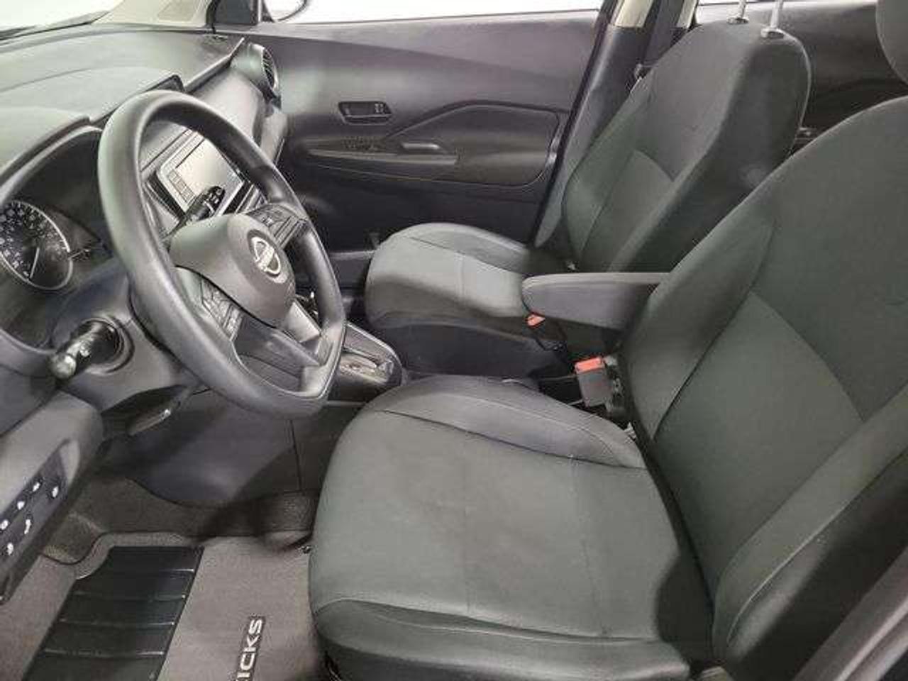 2024 Nissan Kicks S, Back Up Cam, Bluetooth! Photo