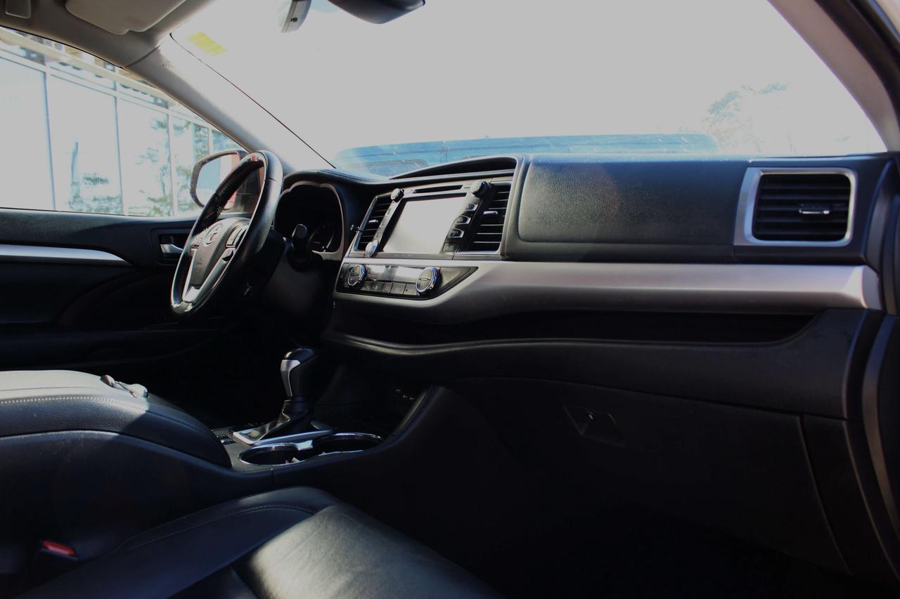 2019 Toyota Highlander XLE AWD Photo