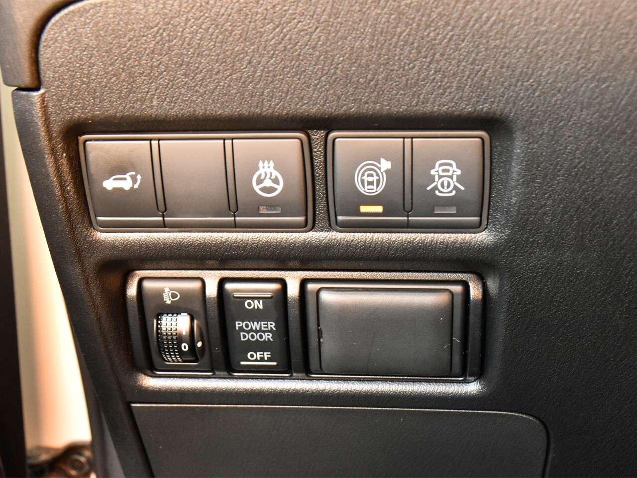 2019 Nissan Armada FULLY LOADED, CAPTAINS CHAIRS, REMOTE START Photo