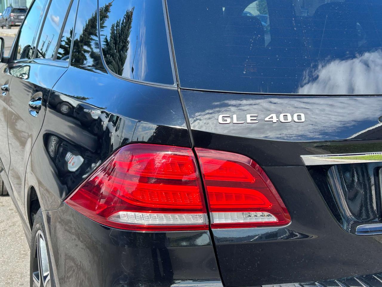 2018 Mercedes-Benz GLE 4MATIC Photo