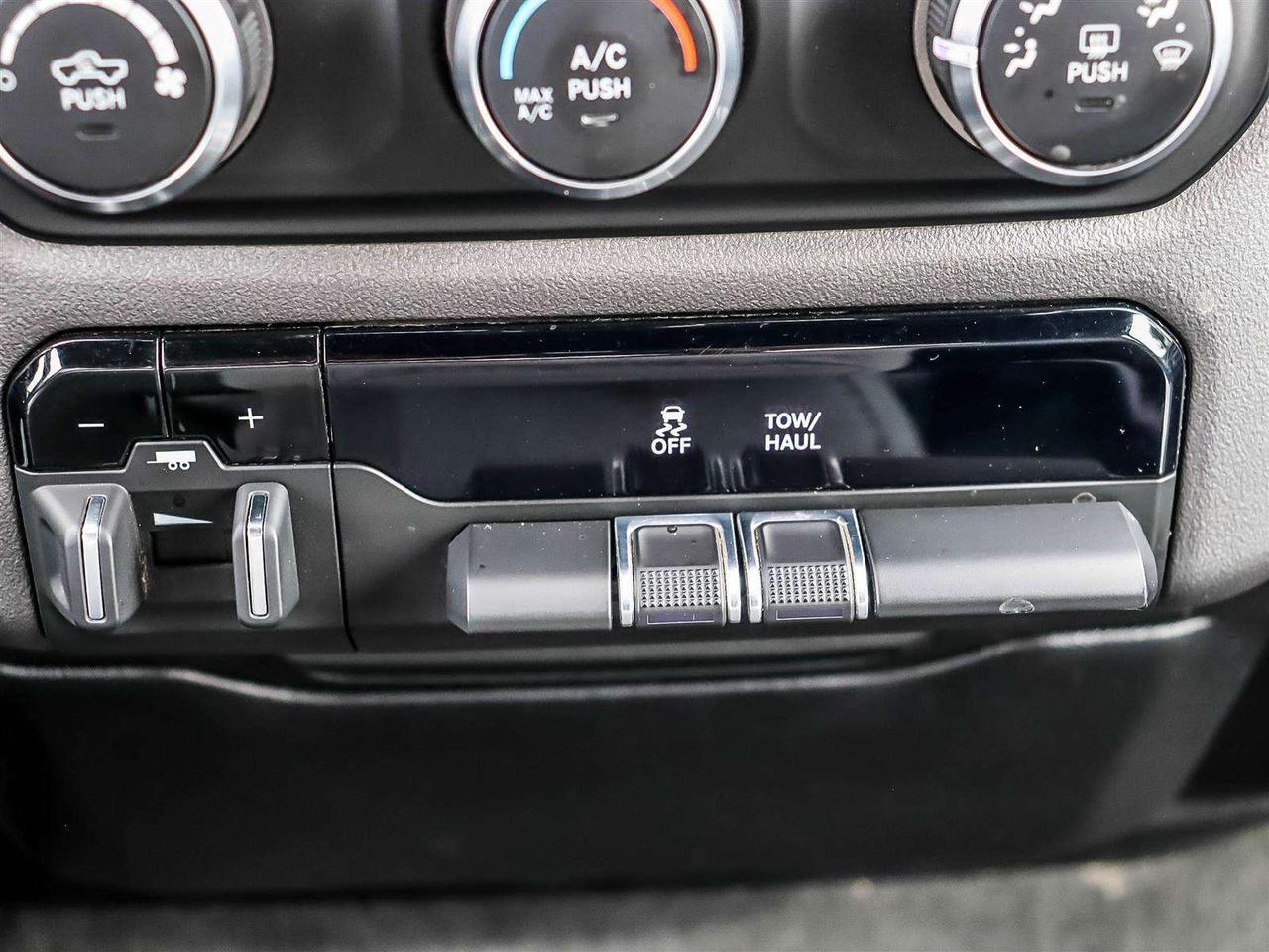 2021 RAM 1500 BIG HORN   STARTER   ALLOYS   6 SEATER   BLUETOOTH Photo