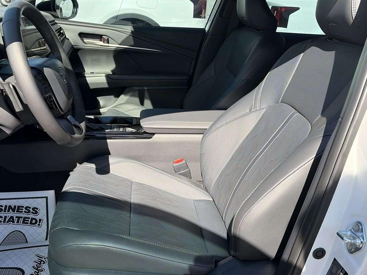 2026 Toyota Camry XSE AWD ONE OWNER   NO ACCIDENTS   LOW KMS   360 CAM   PANO SUNROOF   LTHR SEATS   JBL AUDIO Photo