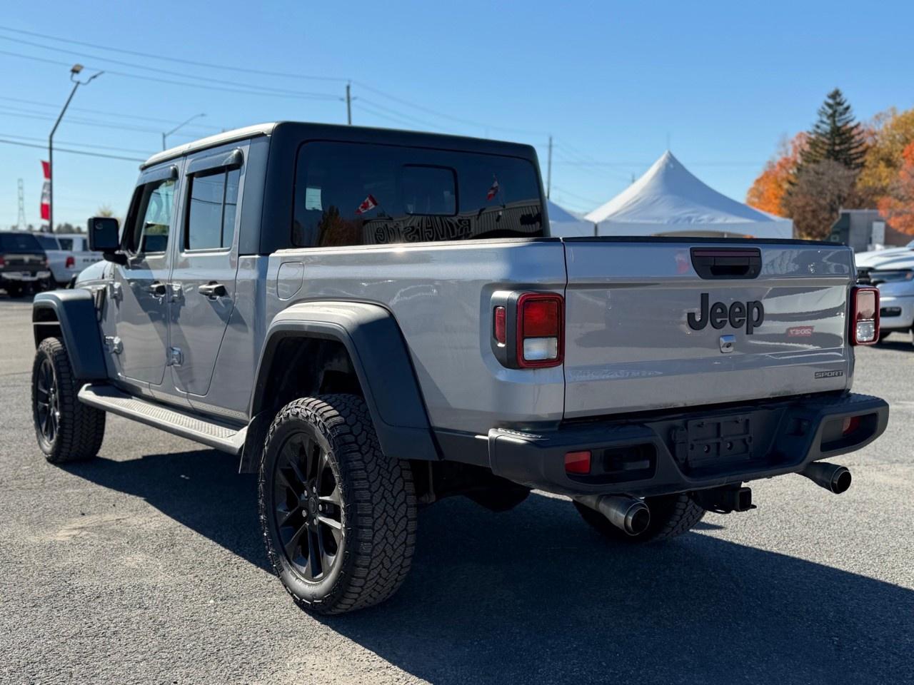 2020 Jeep Gladiator Sport S 4x4 Photo