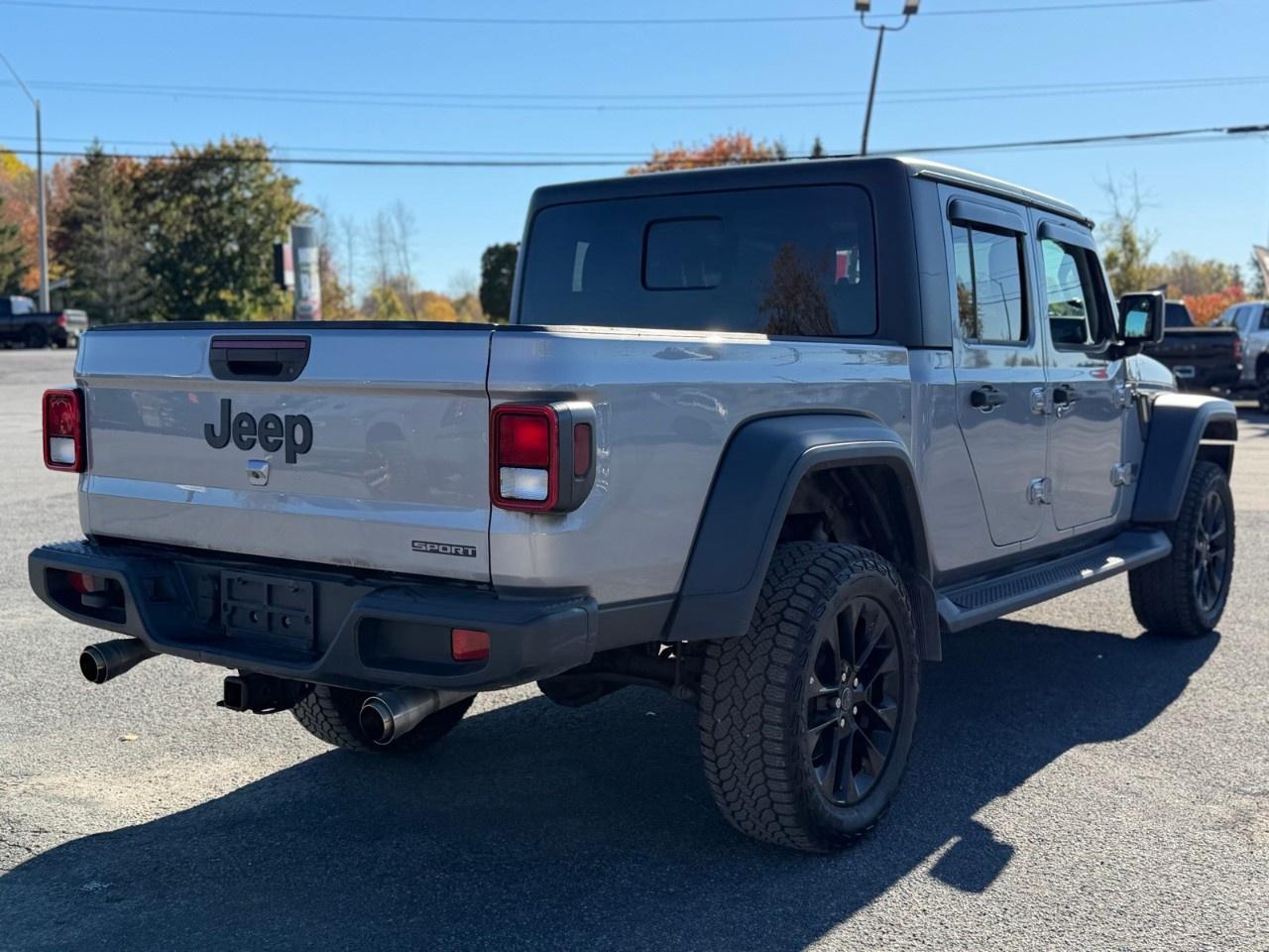2020 Jeep Gladiator Sport S 4x4 Photo4