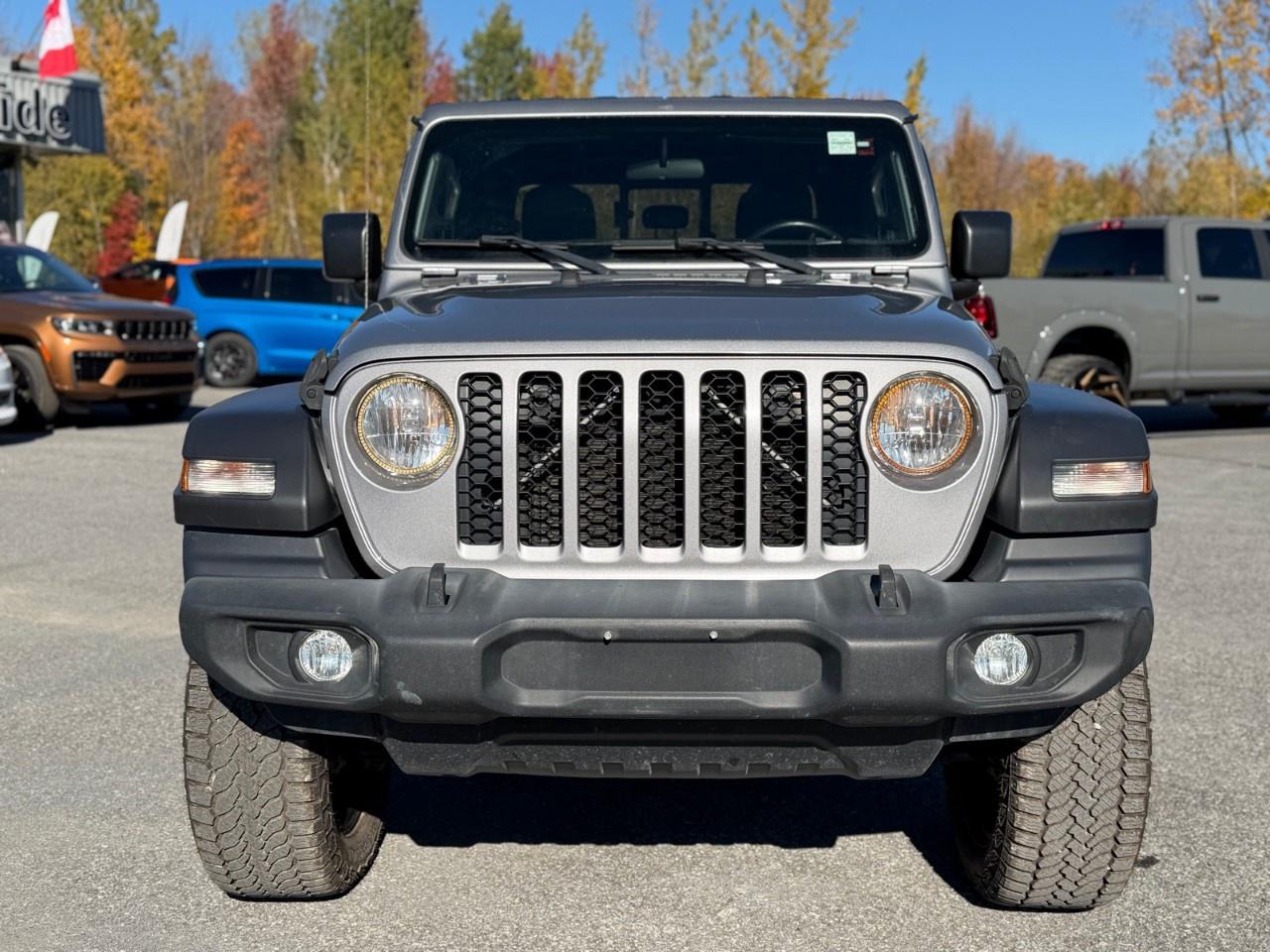 2020 Jeep Gladiator Sport S 4x4 Photo