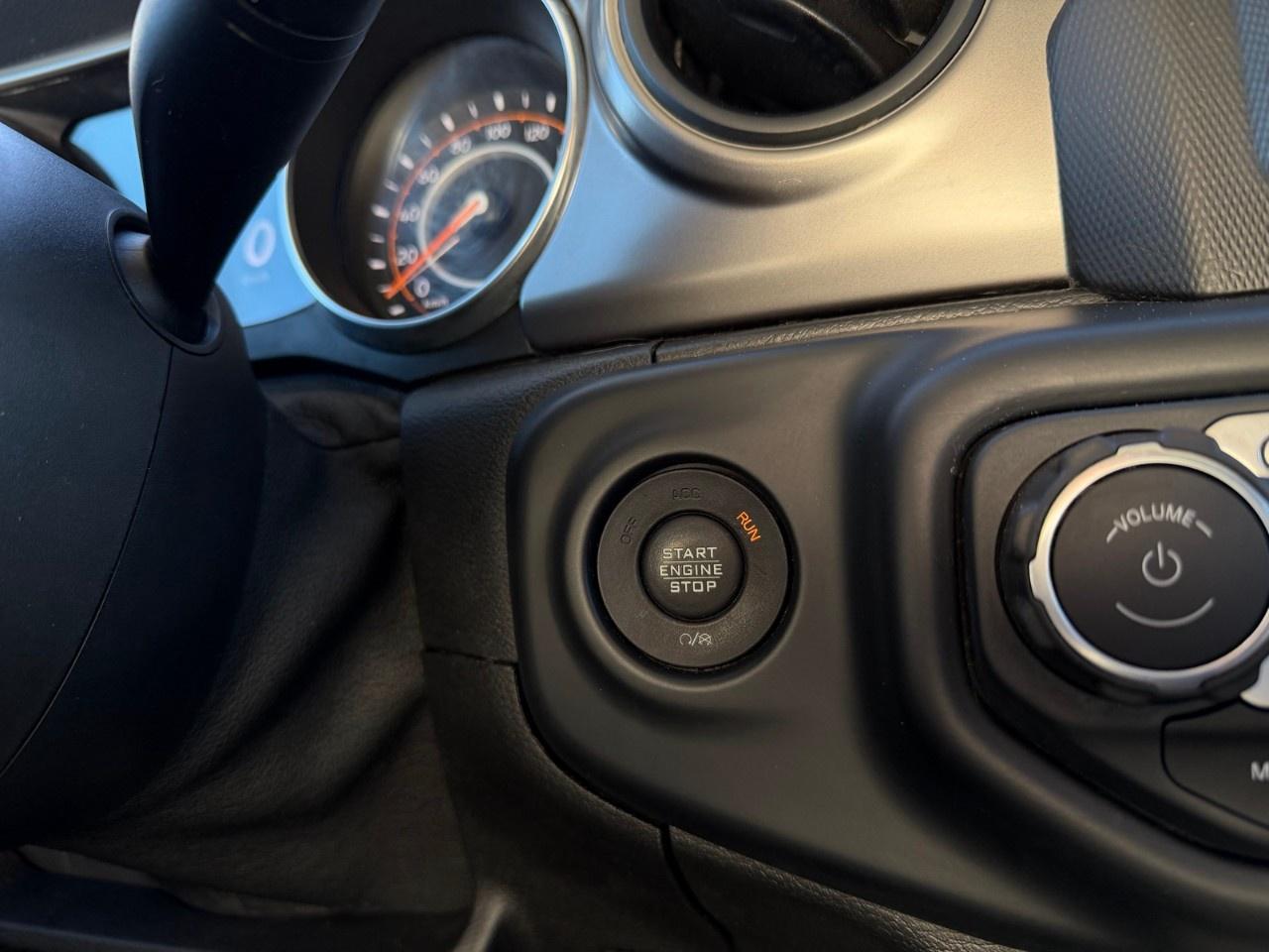 2020 Jeep Gladiator Sport S 4x4 Photo