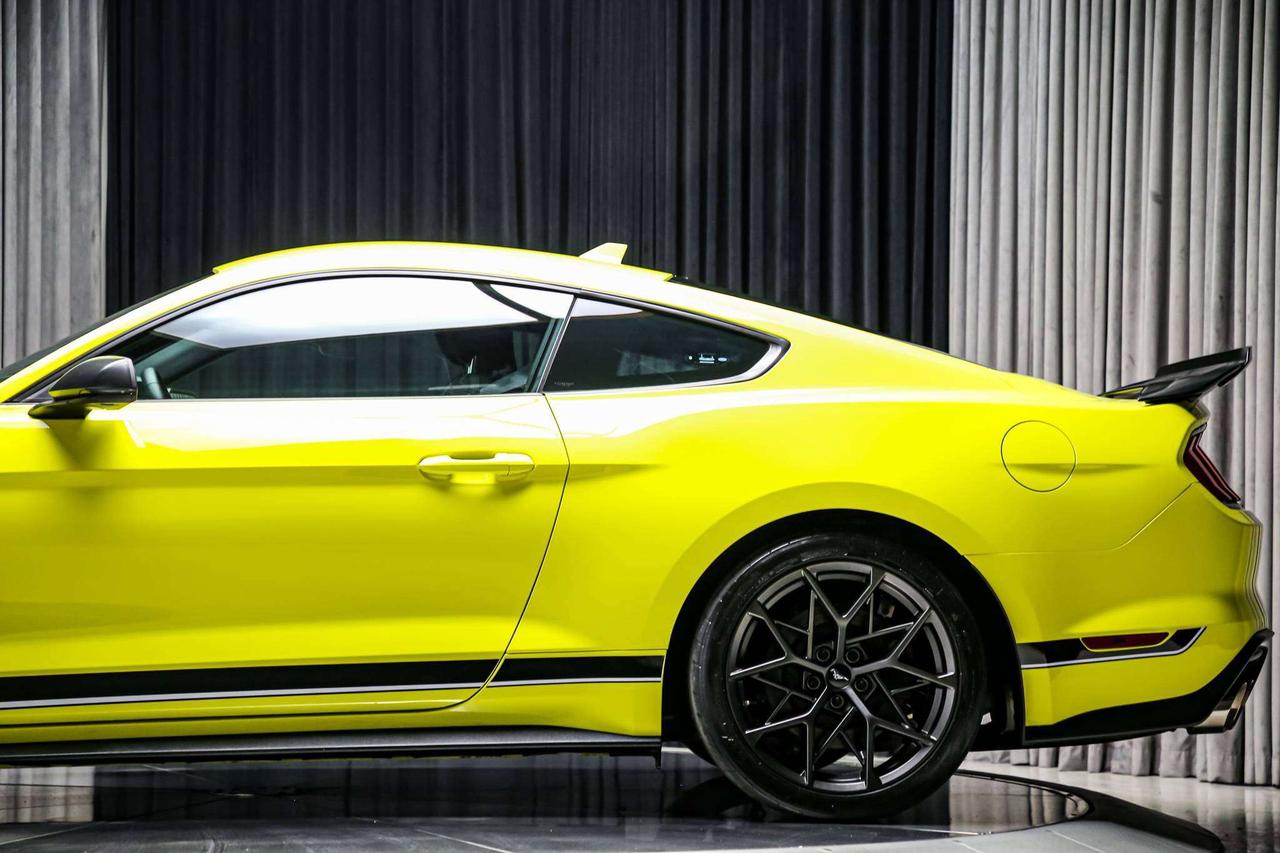2021 Ford Mustang MACH 1 5.0L 470HP MANUAL HANDLINGPKG RARECOLOR NAV Photo