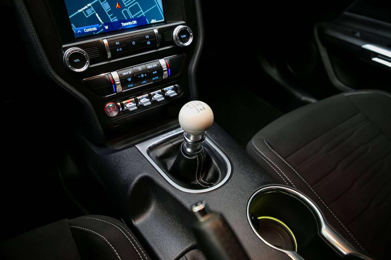 2021 Ford Mustang MACH 1 5.0L 470HP MANUAL HANDLINGPKG RARECOLOR NAV Photo
