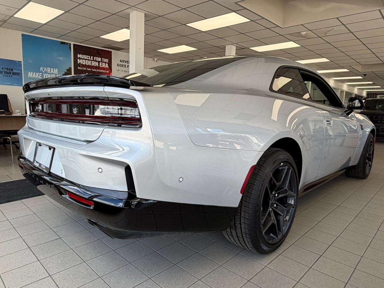 2026 Dodge Charger 2-Door Scat Pack Photo2