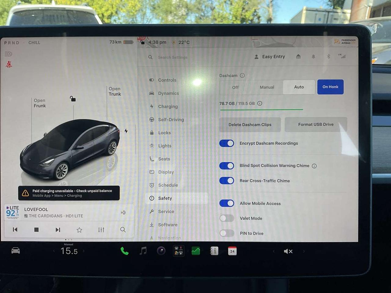 2022 Tesla Model 3 Standard Range - LEATHER! NAV! CAMERAS! EV RATES! Photo