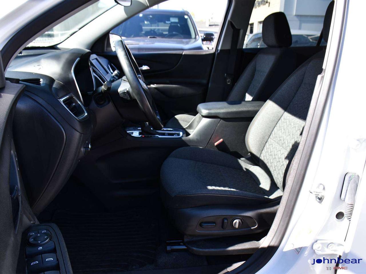 2024 Chevrolet Equinox LT Photo