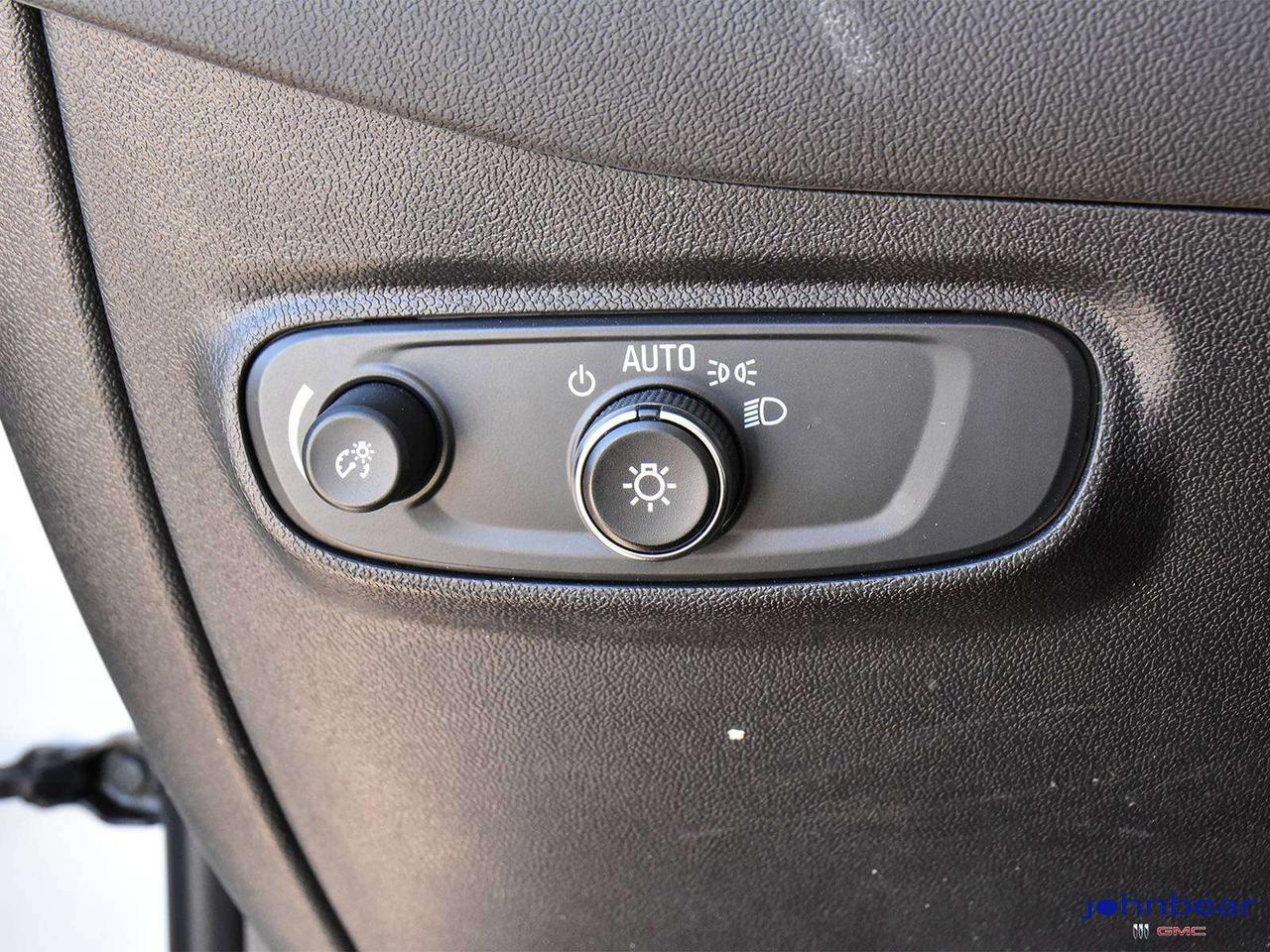 2024 Chevrolet Equinox LT Photo