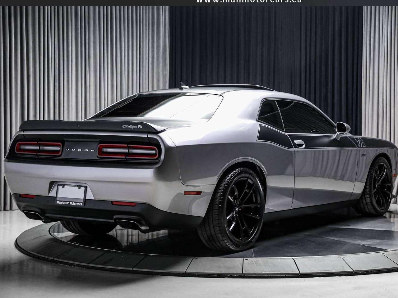 2018 Dodge Challenger SRT T/A 392 6.4L MANUAL BREMBO ROOF NOACCIDENT Photo