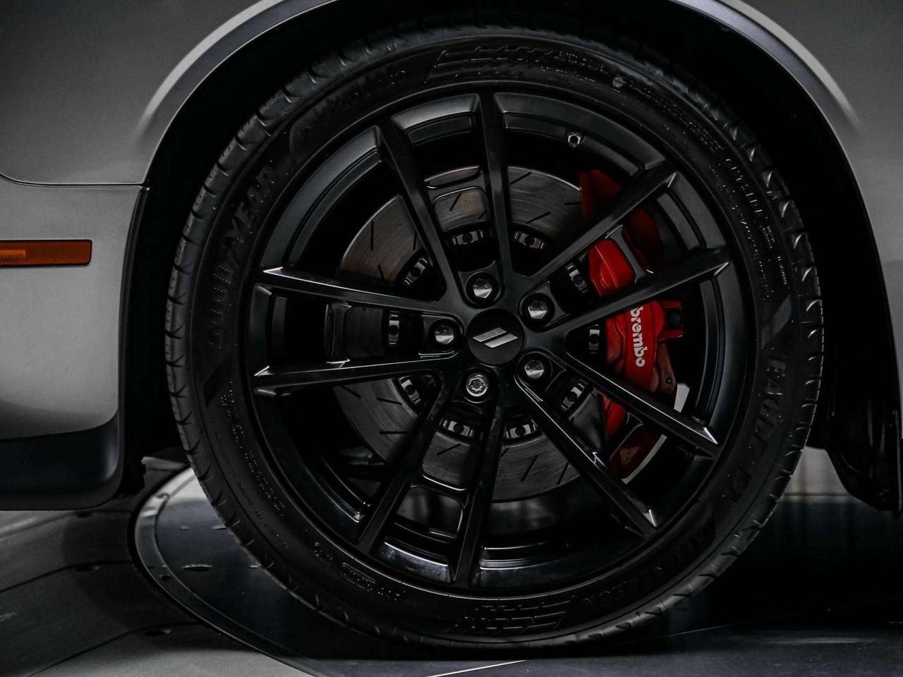 2018 Dodge Challenger SRT T/A 392 6.4L MANUAL BREMBO ROOF NOACCIDENT Photo