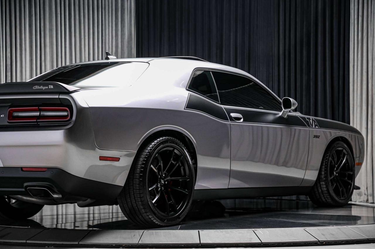 2018 Dodge Challenger SRT T/A 392 6.4L MANUAL BREMBO ROOF NOACCIDENT Photo