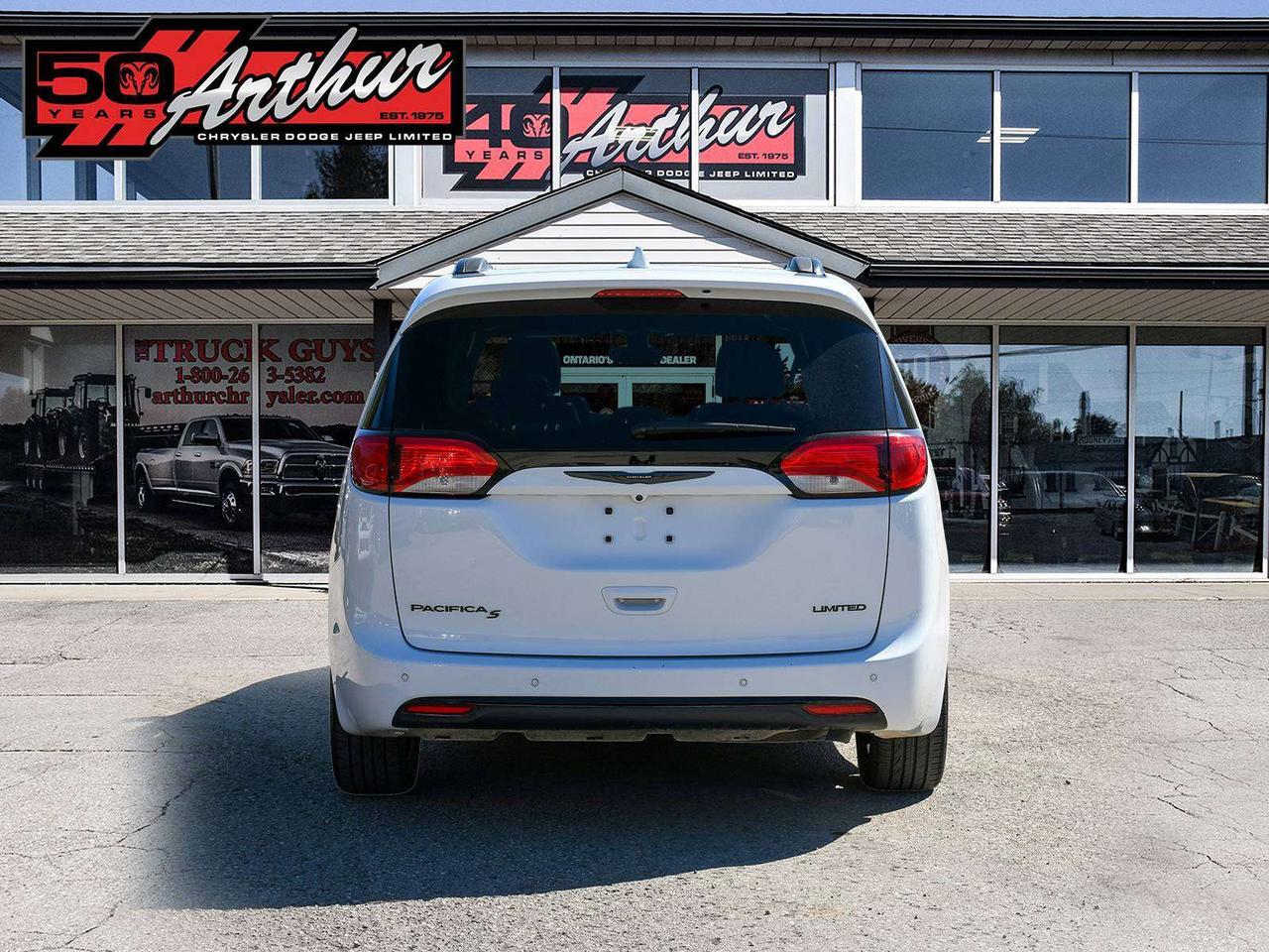 2020 Chrysler Pacifica LIMITED "S" APPEARANCE PACKAGE Photo4
