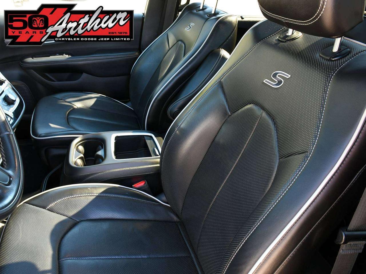 2020 Chrysler Pacifica LIMITED "S" APPEARANCE PACKAGE Photo