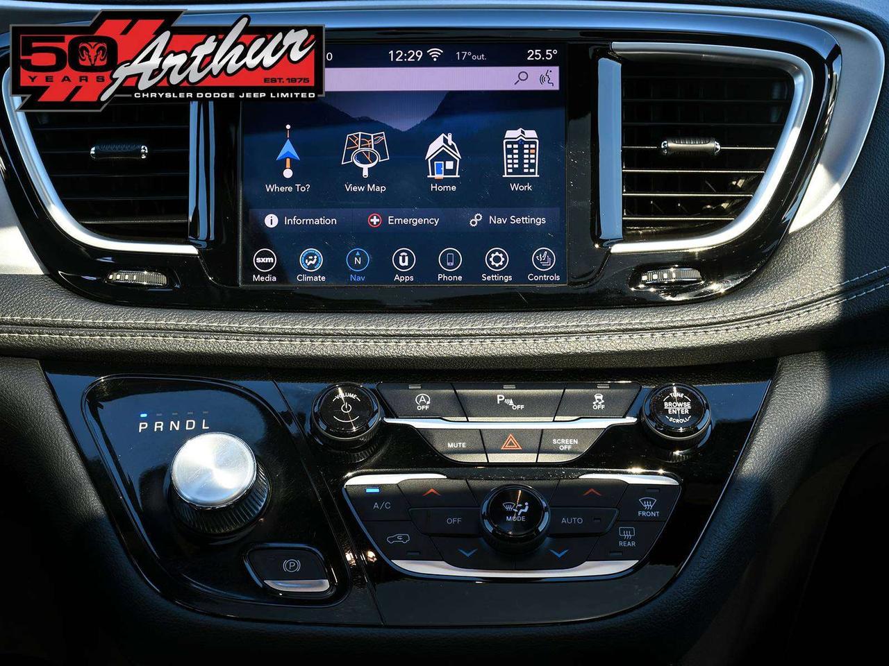 2020 Chrysler Pacifica LIMITED "S" APPEARANCE PACKAGE Photo