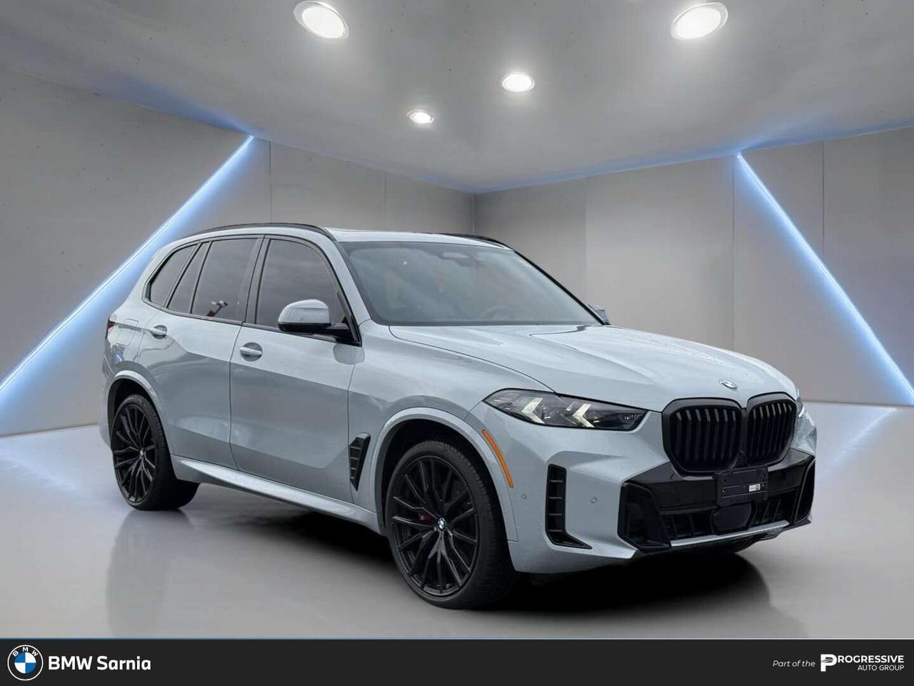 2024 BMW X5 XDRIVE40I   PREMIUM ENHANCED PACKAGE   M SPORT PACKAGE   M SPORT PRO   ADVANCED DRIVERS ASSISTANCE Photo