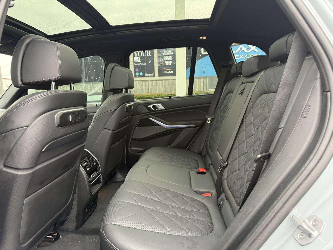 2024 BMW X5 XDRIVE40I   PREMIUM ENHANCED PACKAGE   M SPORT PACKAGE   M SPORT PRO   ADVANCED DRIVERS ASSISTANCE Photo