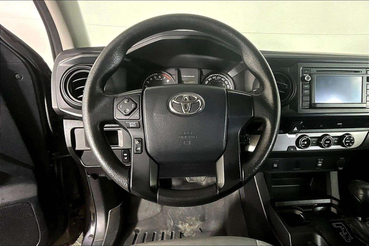 2016 Toyota Tacoma 2WD Access Cab I4 Auto SR+ Photo