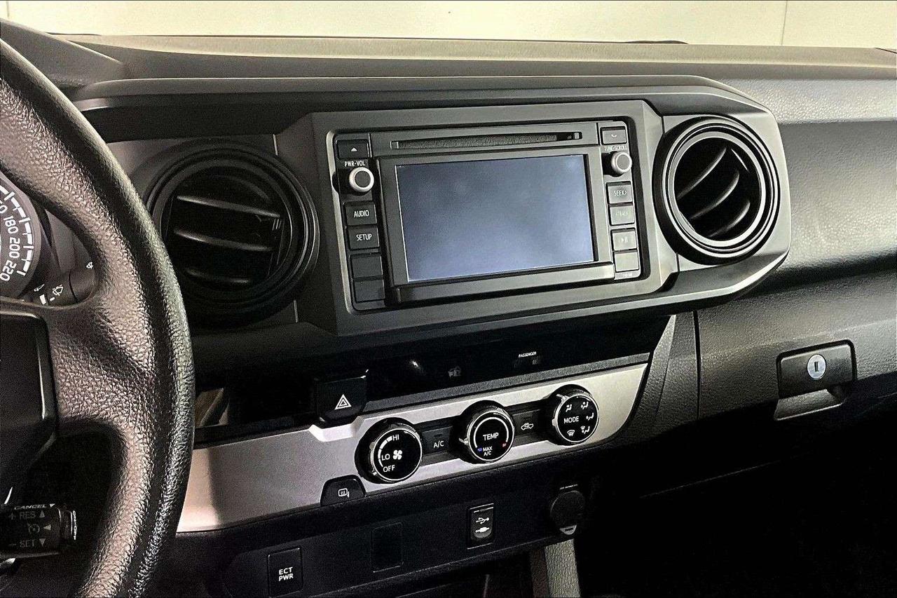 2016 Toyota Tacoma 2WD Access Cab I4 Auto SR+ Photo