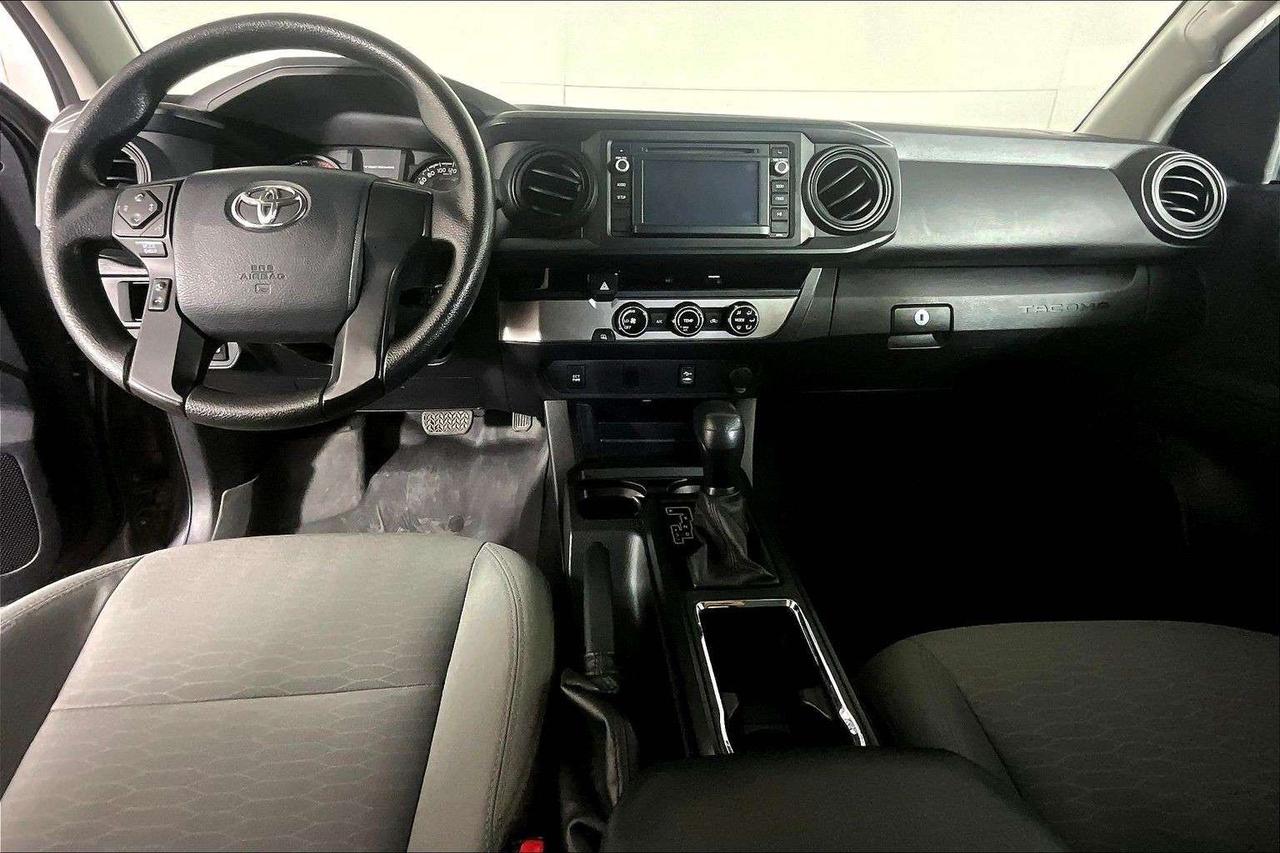 2016 Toyota Tacoma 2WD Access Cab I4 Auto SR+ Photo