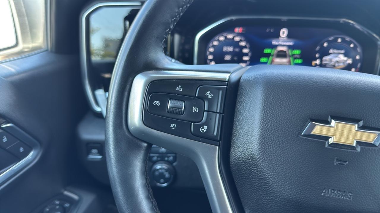 2025 Chevrolet Silverado 1500 LT1 Photo