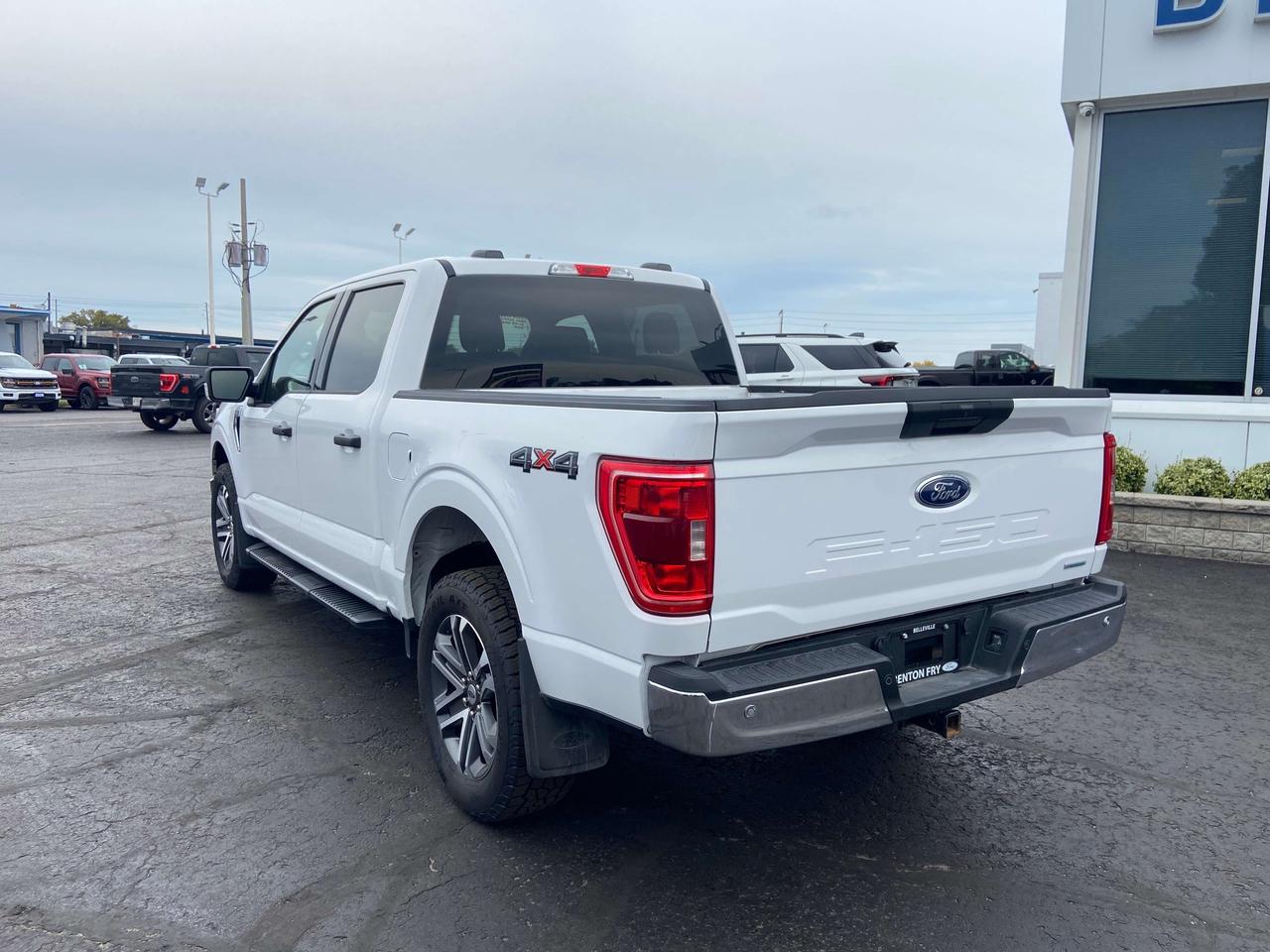 2022 Ford F-150 CREW 4X4 BLACK PACK NAV 20'S Photo