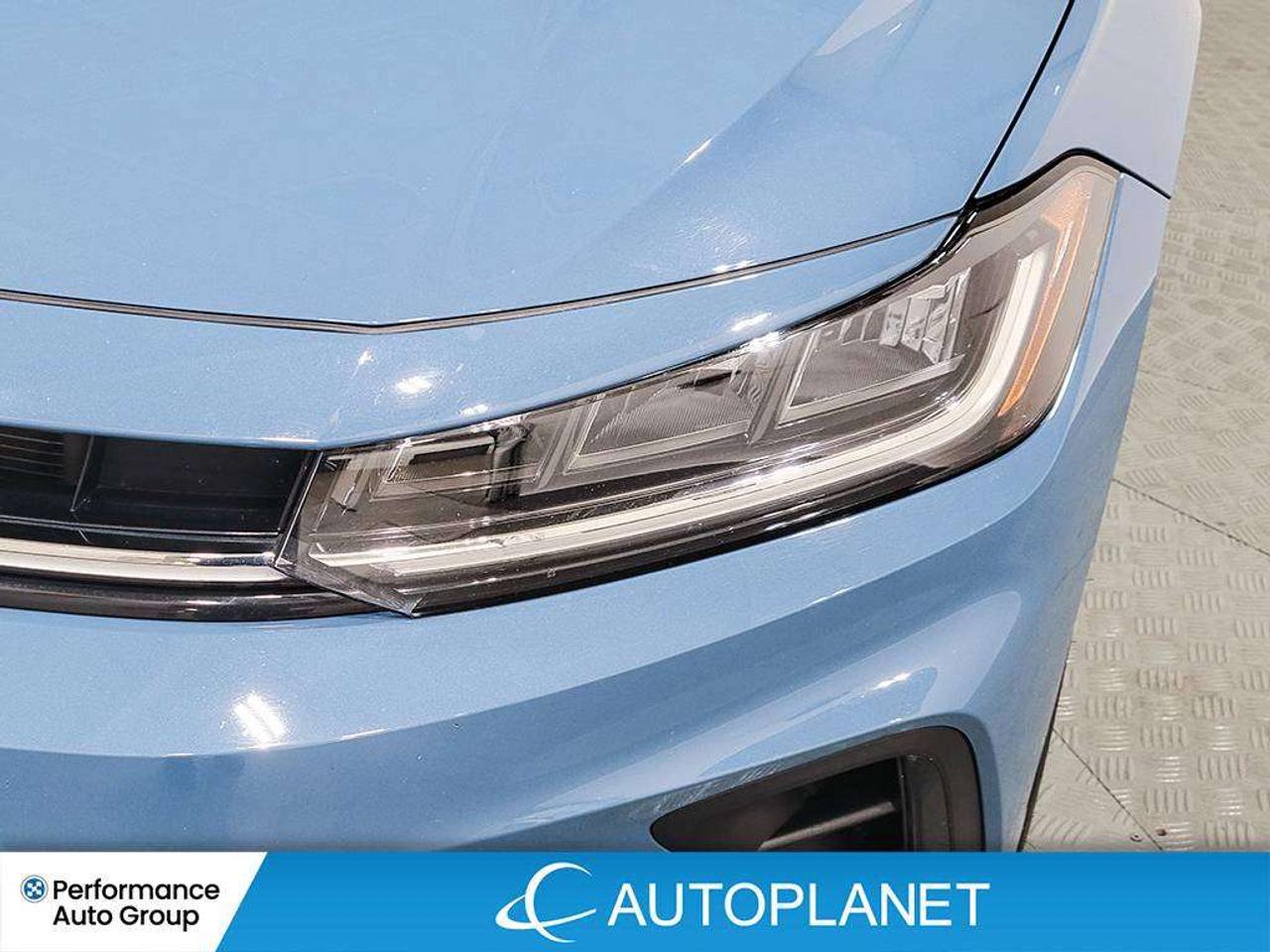 2025 Volkswagen Jetta Comfortline, Sunroof, Back Up Cam, Apple CarPlay! Photo