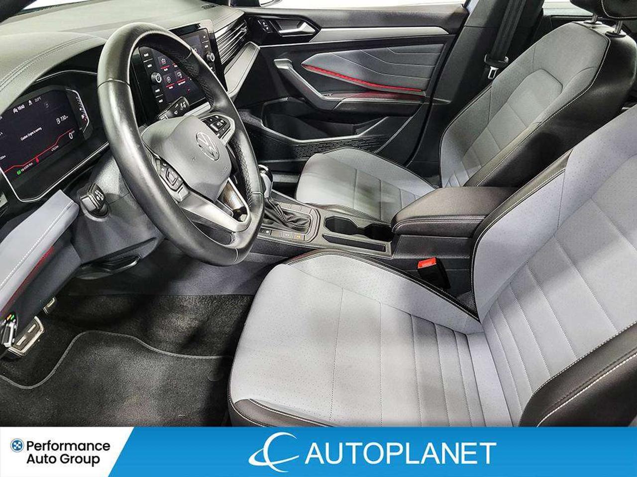 2025 Volkswagen Jetta Comfortline, Sunroof, Back Up Cam, Apple CarPlay! Photo