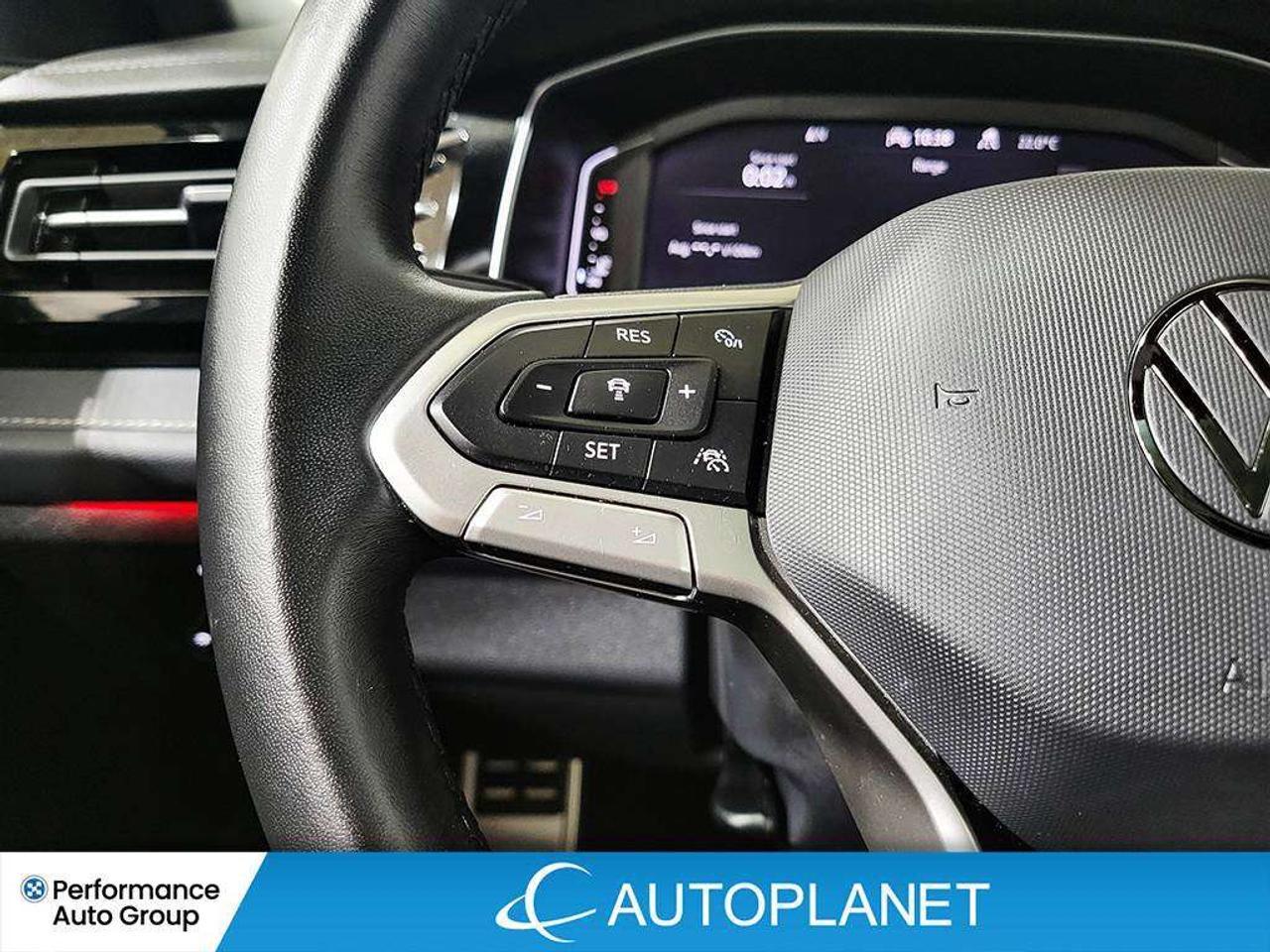 2025 Volkswagen Jetta Comfortline, Sunroof, Back Up Cam, Apple CarPlay! Photo