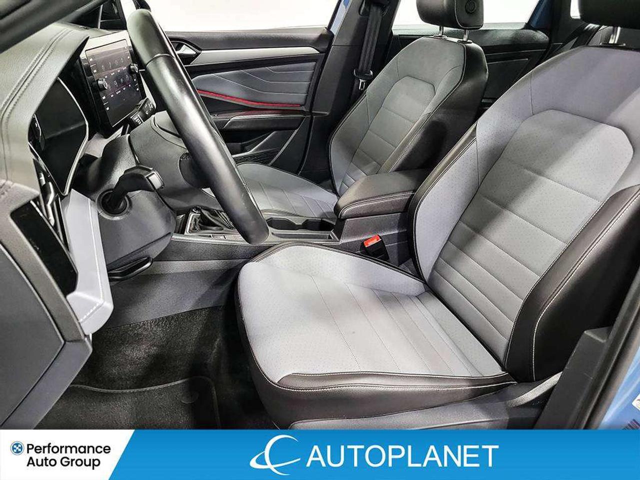 2025 Volkswagen Jetta Comfortline, Sunroof, Back Up Cam, Apple CarPlay! Photo