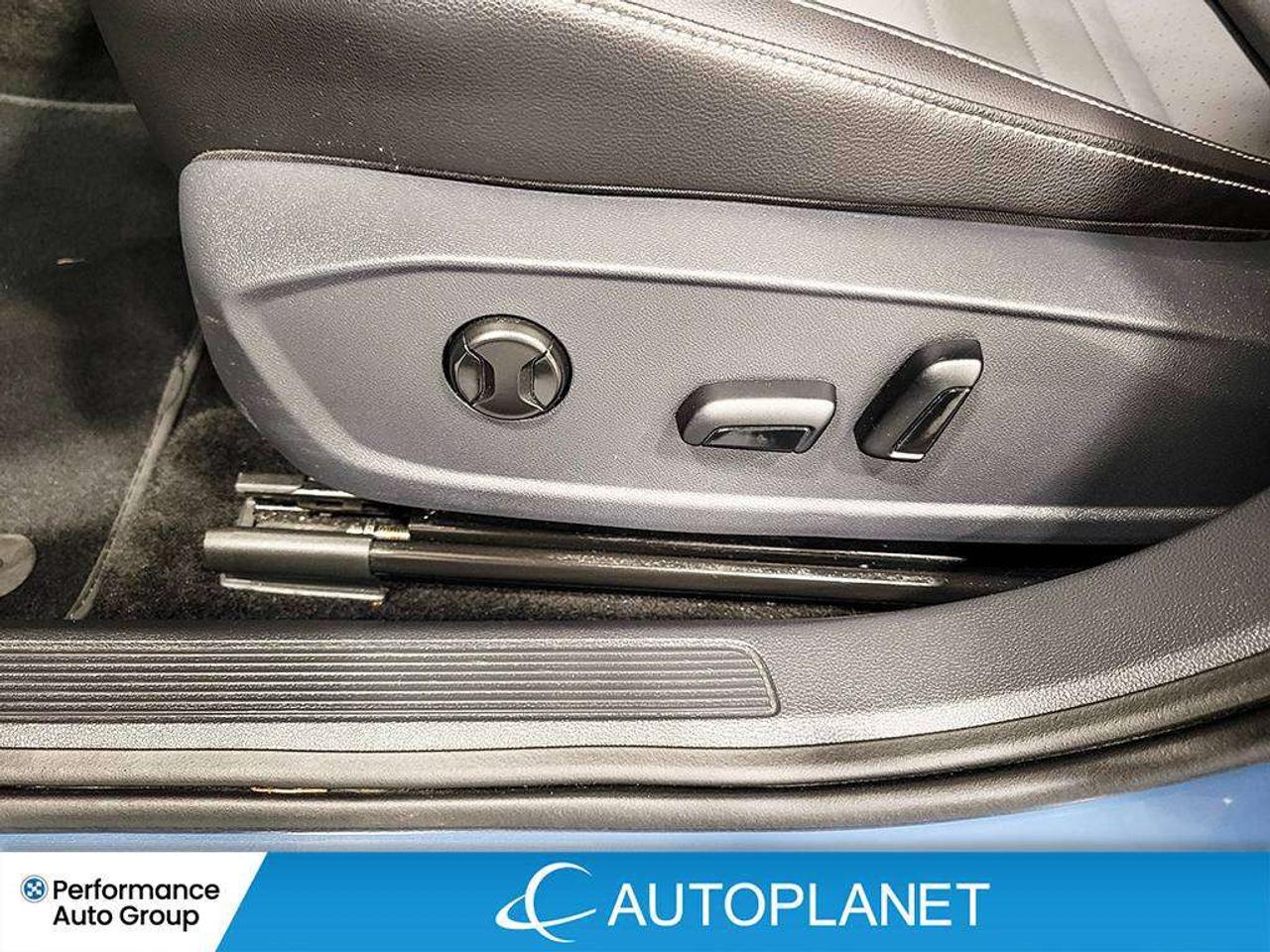 2025 Volkswagen Jetta Comfortline, Sunroof, Back Up Cam, Apple CarPlay! Photo