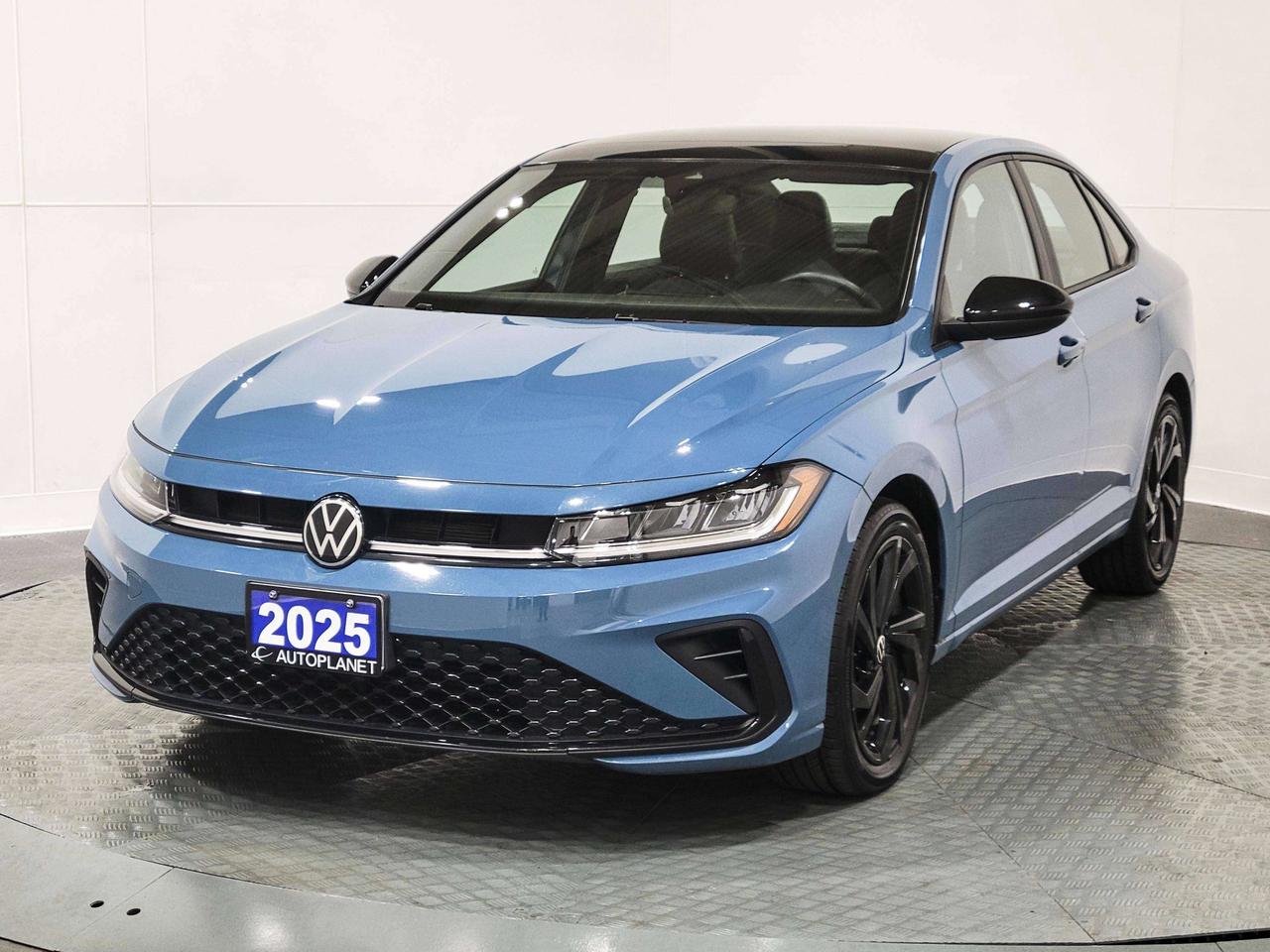 2025 Volkswagen Jetta Comfortline, Sunroof, Back Up Cam, Apple CarPlay! Photo