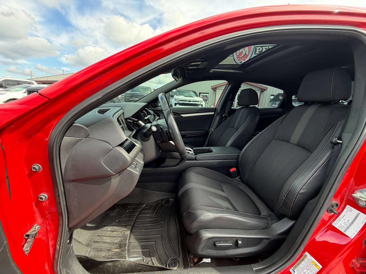2020 Honda Civic Sport Photo