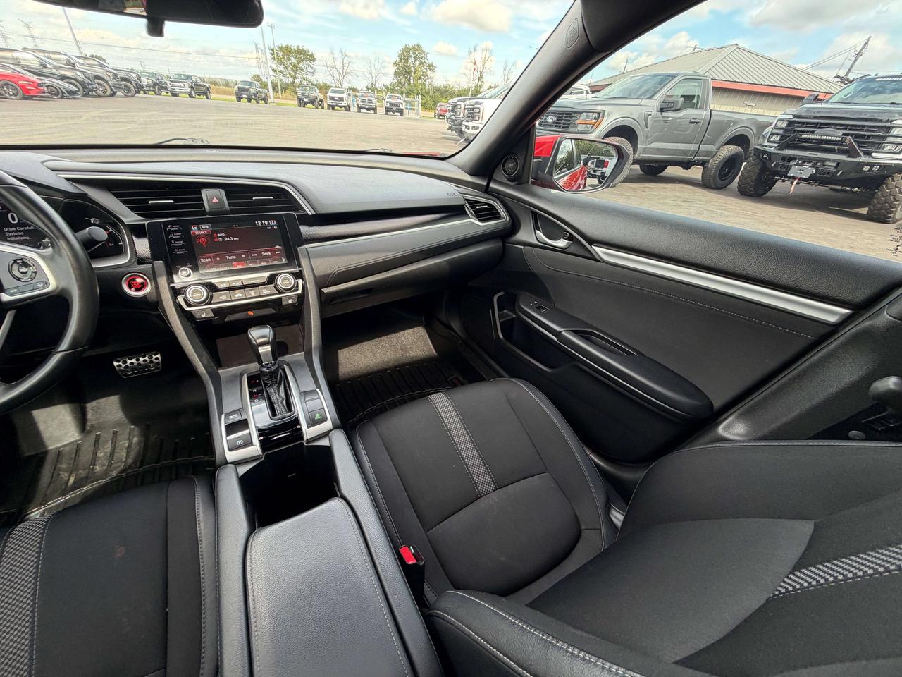 2020 Honda Civic Sport Photo