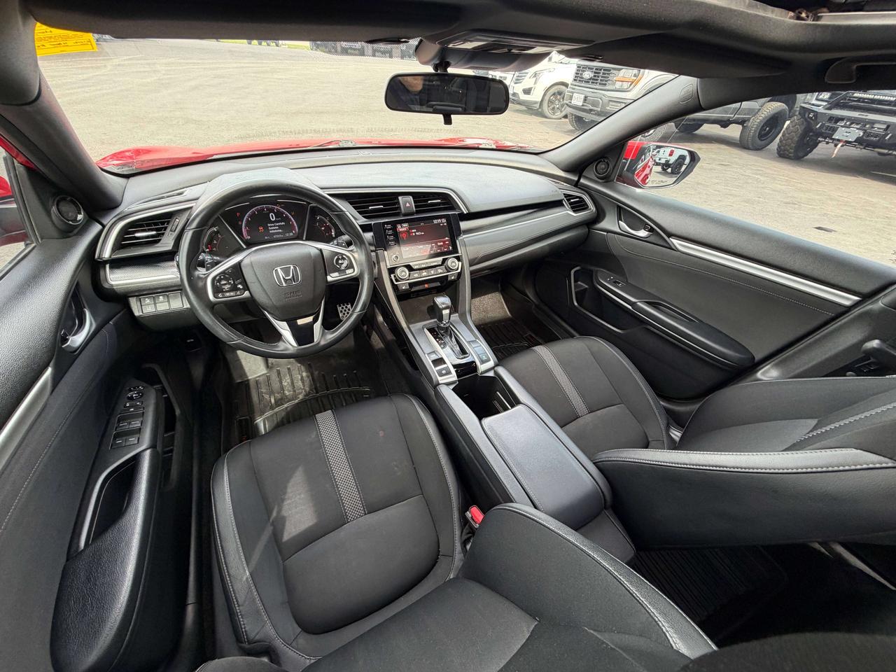 2020 Honda Civic Sport Photo
