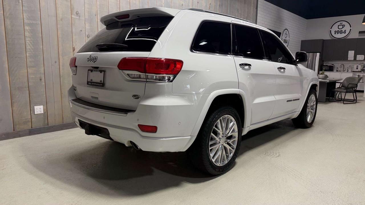 2018 Jeep Grand Cherokee OVERLAND 4x4 ECODIESEL LOW KMS ACCIDENT FREE Photo