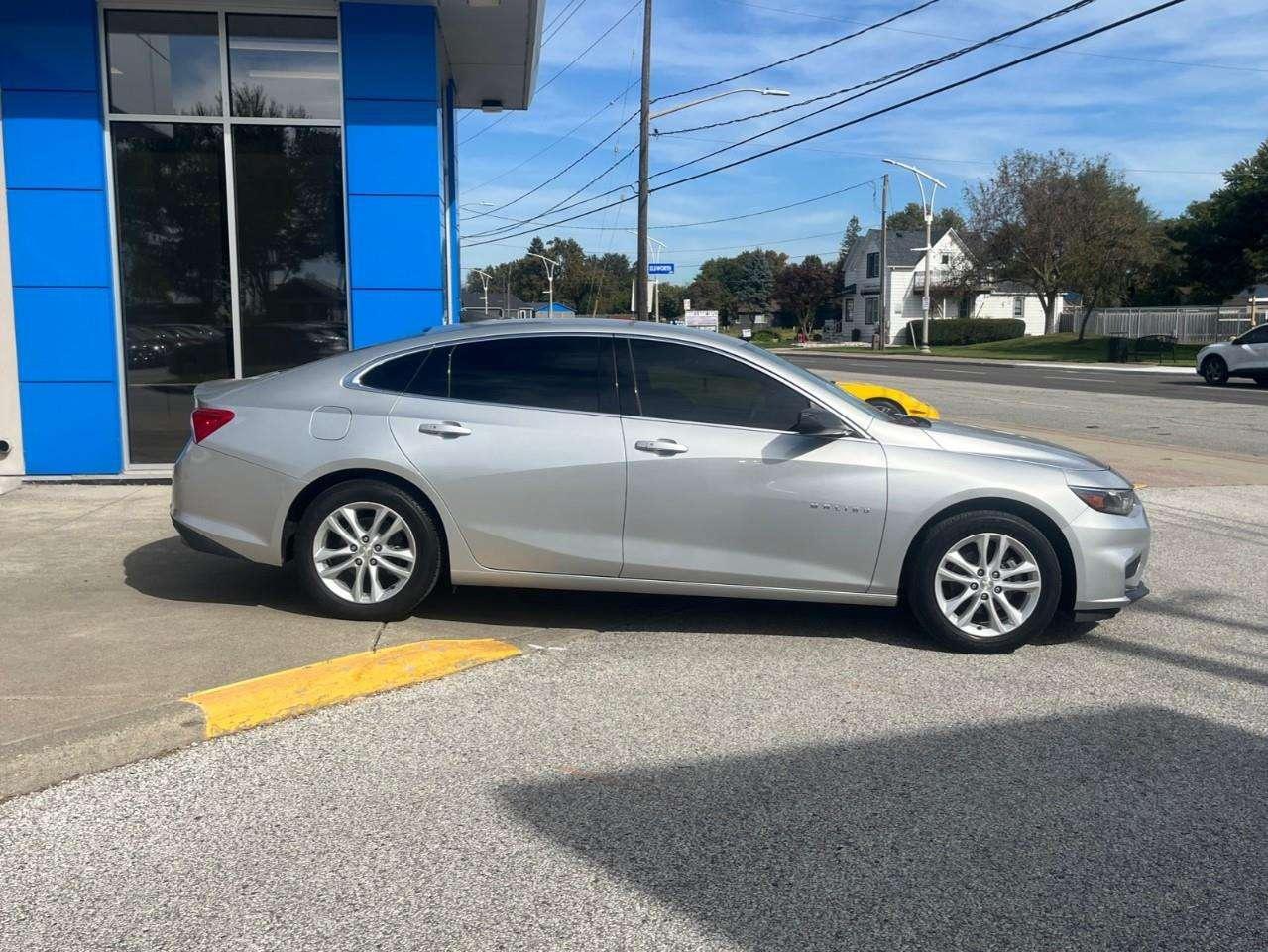 2017 Chevrolet Malibu 1LS Photo