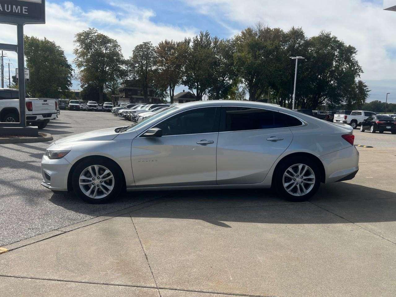 2017 Chevrolet Malibu 1LS Photo