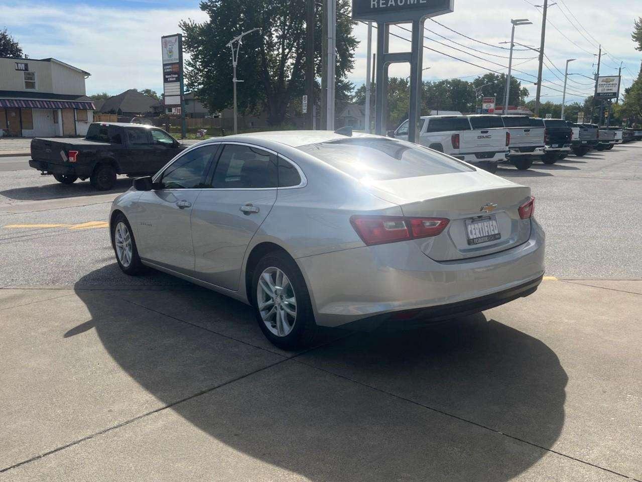 2017 Chevrolet Malibu 1LS Photo