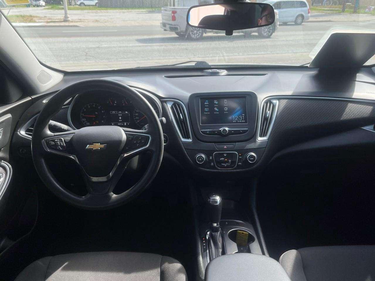 2017 Chevrolet Malibu 1LS Photo
