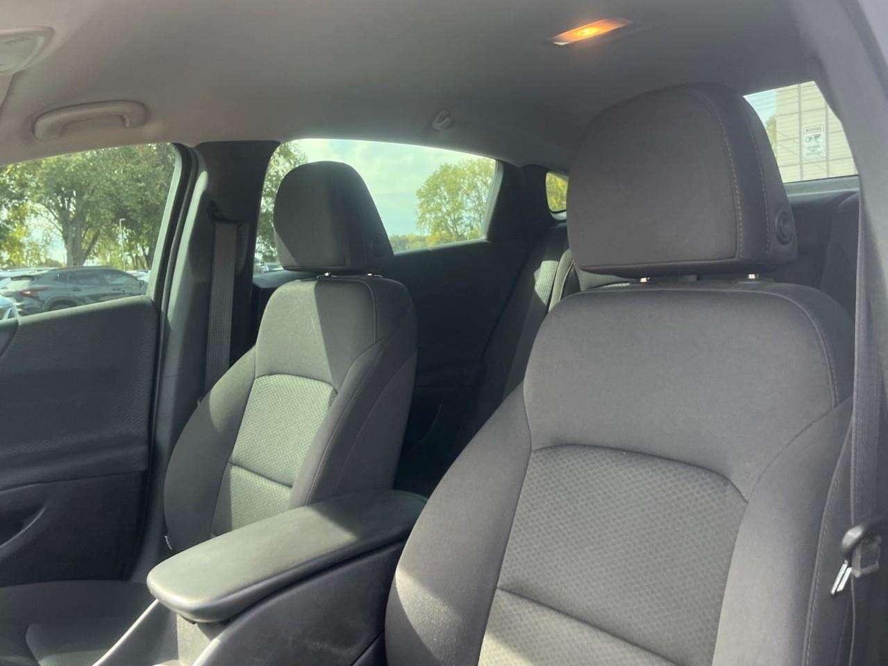 2017 Chevrolet Malibu 1LS Photo