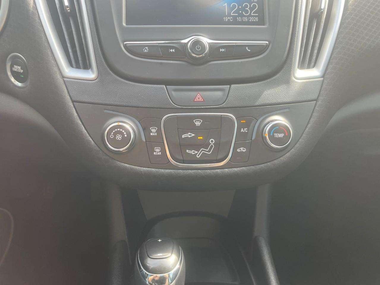2017 Chevrolet Malibu 1LS Photo
