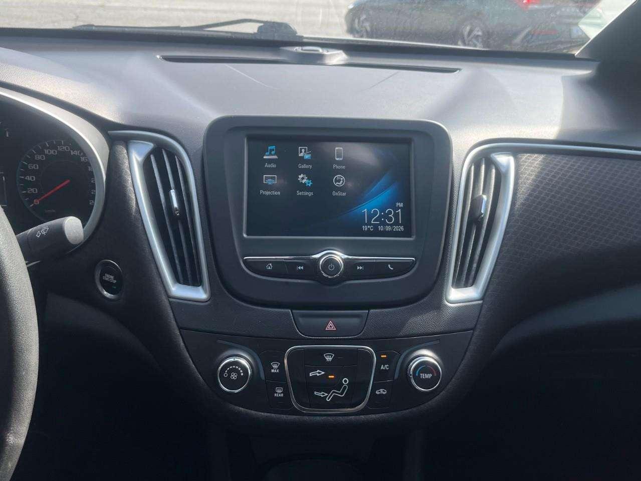 2017 Chevrolet Malibu 1LS Photo