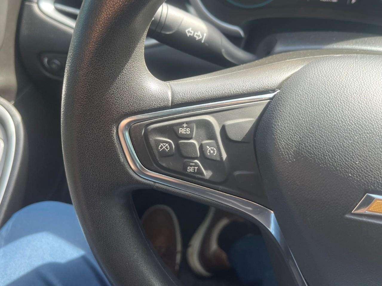 2017 Chevrolet Malibu 1LS Photo