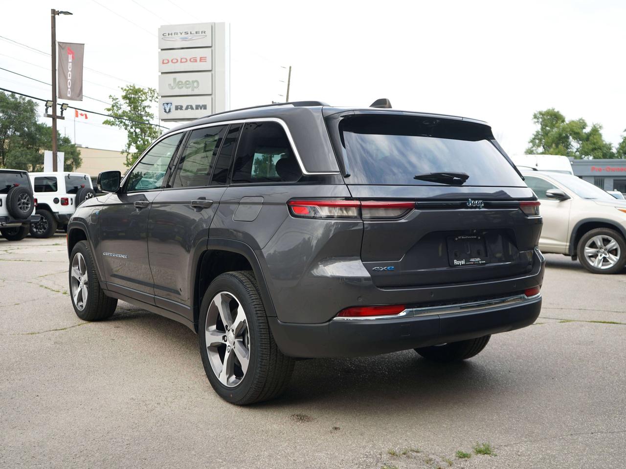 2023 Jeep Grand Cherokee 4XE, CARPLAY, NAVI Photo